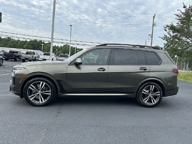 Used 2024 BMW X7 xDrive40i w/ M Sport Package AWD/4WD image 5