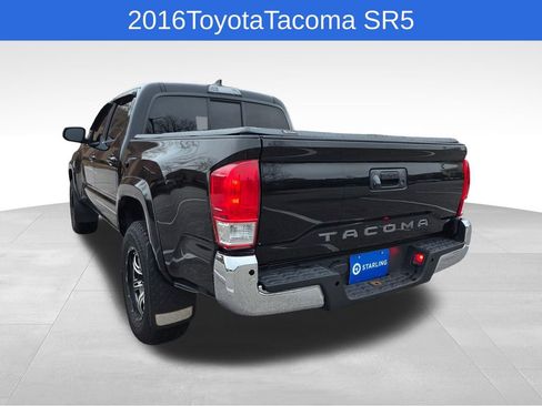Used 2016 Toyota Tacoma SR5 image 7