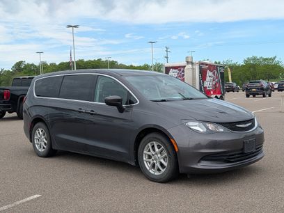 Used 2017 Chrysler Pacifica Touring