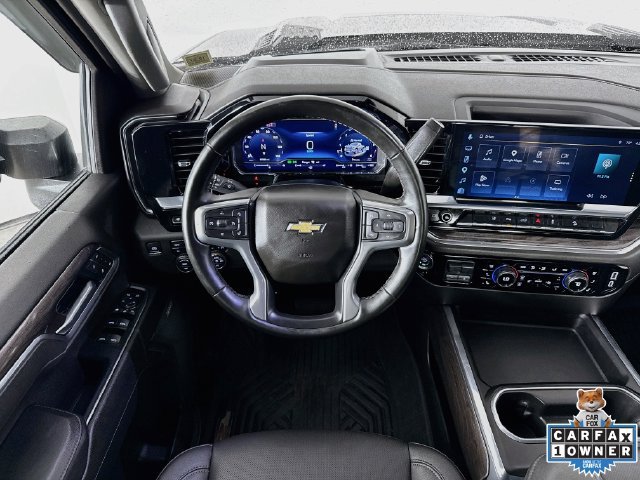 Used 2025 Chevrolet Silverado 2500 LTZ w/ LTZ Premium Package AWD/4WD image 25