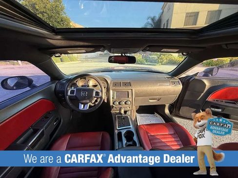 Used 2014 Dodge Challenger SXT RWD image 39