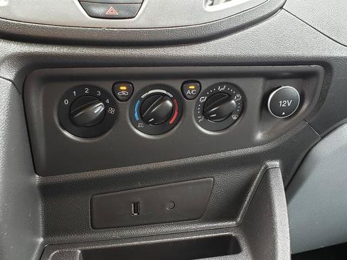 Used 2018 Ford Transit 150 XL RWD image 22