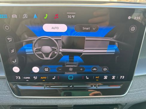 Used 2025 Volkswagen Tiguan S w/ 18" Wheel Package image 22