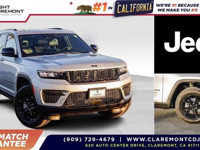 New 2025 Jeep Grand Cherokee Altitude