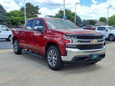 Certified 2021 Chevrolet Silverado 1500 LT AWD/4WD image 3