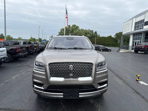 Used 2020 Lincoln Navigator Reserve w/ Luxury Package AWD/4WD image 3
