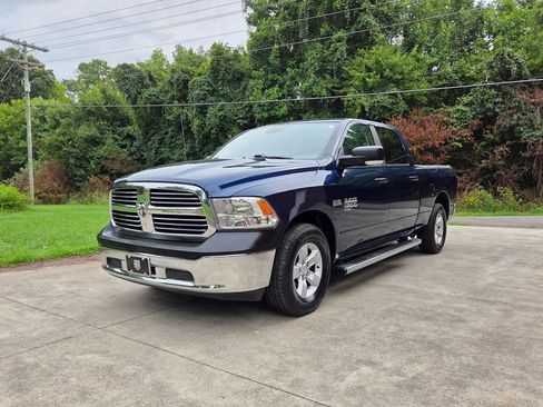 Used 2020 RAM 1500 Classic SLT w/ Luxury Group RWD image 1