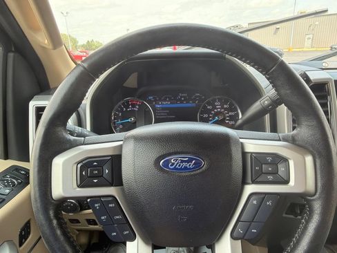 Certified 2019 Ford F250 Lariat w/ Lariat Ultimate Package AWD/4WD image 15