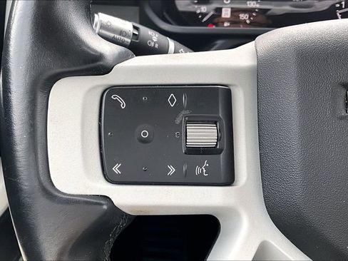 Used 2022 Land Rover Defender 110 S image 19