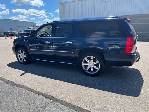 Used 2008 Cadillac Escalade ESV AWD image 7