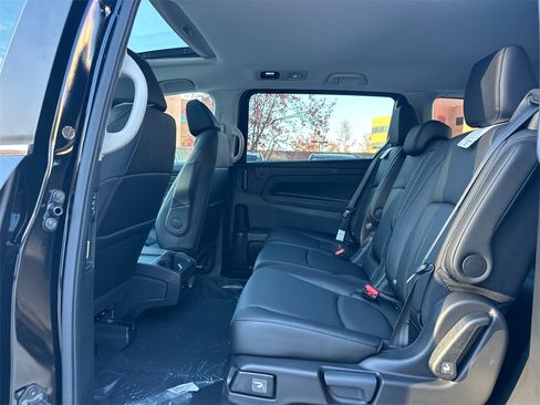 New 2026 Honda Odyssey EX-L image 16