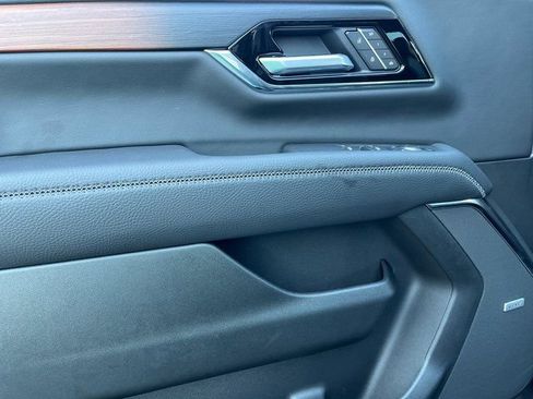 New 2026 GMC Yukon XL Denali w/ Sun & Power Step Package RWD image 8
