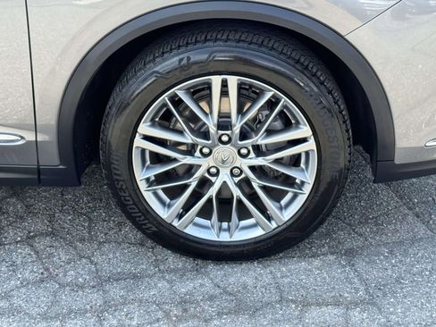 Certified 2023 Acura MDX SH-AWD w/ Advance Package image 7