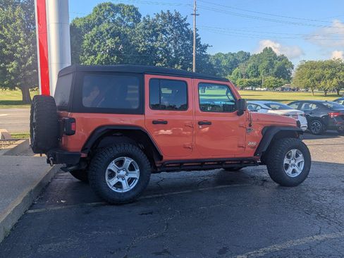 Used 2019 Jeep Wrangler Unlimited Sport S AWD/4WD image 8
