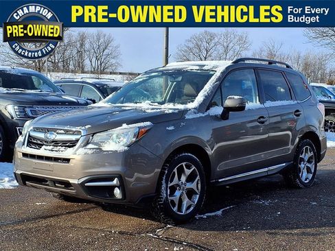 Used 2017 Subaru Forester 2.5i Touring image 1