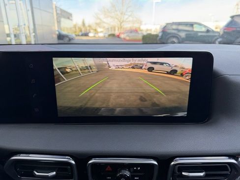 New 2026 Nissan Sentra SR w/ Floor Mat Package FWD image 20