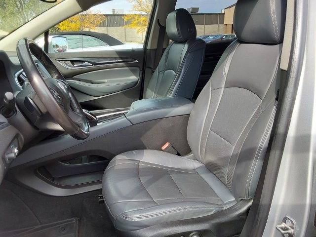 Used 2018 Buick Enclave Essence FWD image 21