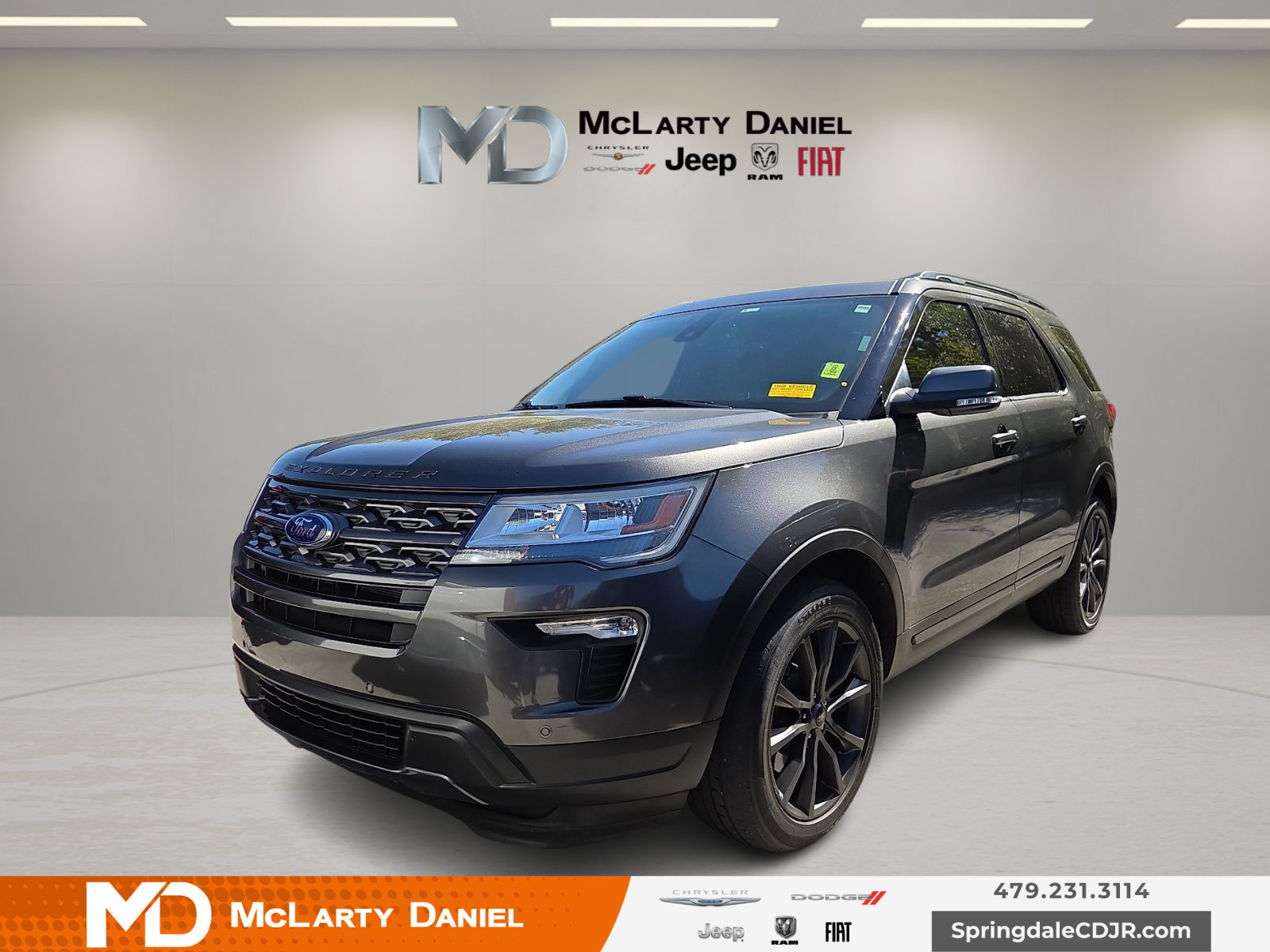 Used 2018 Ford Explorer XLT w/ Equipment Group 202A AWD/4WD image 1