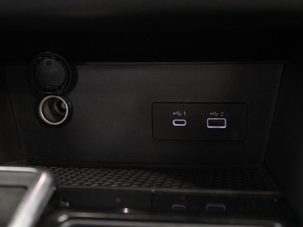 Used 2024 Nissan Pathfinder SV FWD image 25
