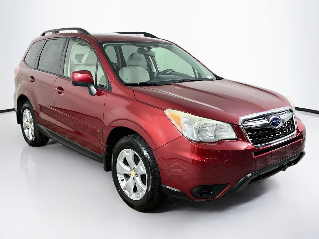 Used 2014 Subaru Forester 2.5i Premium AWD/4WD image 2