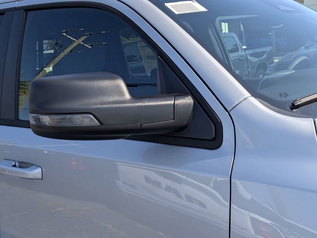 New 2026 RAM 1500 Big Horn AWD/4WD image 11