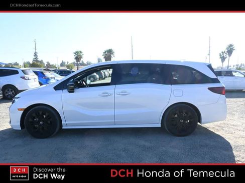 Used 2025 Honda Odyssey Sport-L image 4