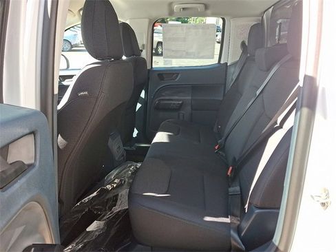 New 2025 Ford Maverick XL image 5