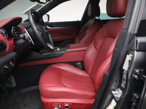 Certified 2023 Maserati Levante Modena AWD/4WD image 13