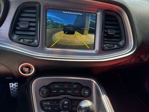 Used 2017 Dodge Challenger R/T Scat Pack RWD image 27