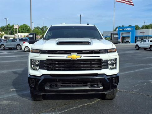 Used 2025 Chevrolet Silverado 2500 Custom w/ Custom Value Package AWD/4WD image 2