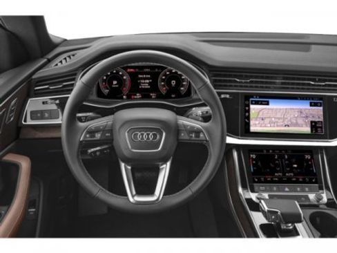 Used 2025 Audi Q8 Premium Plus image 7