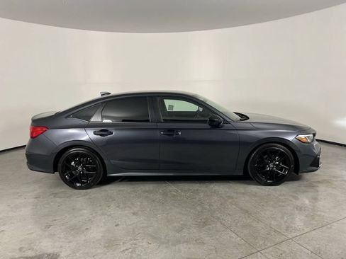 Used 2024 Honda Civic Sport image 9