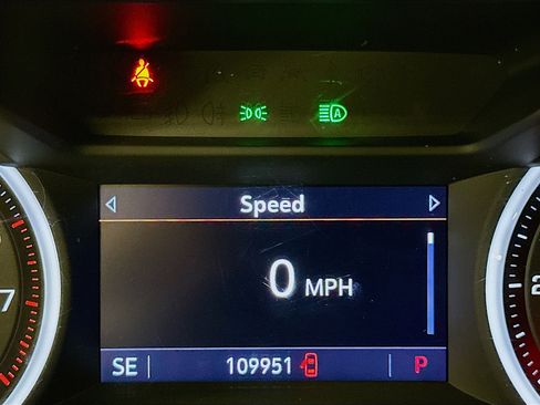 Used 2021 Chevrolet TrailBlazer LT w/ Premium Seating Package image 19