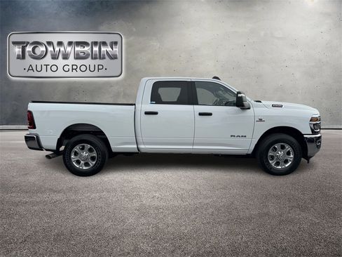 Used 2025 RAM 2500 Big Horn w/ Bed Convenience Group image 3