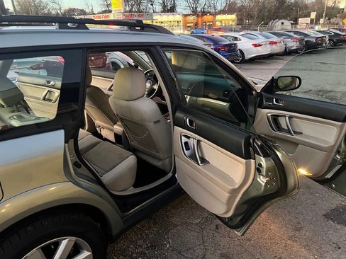Used 2009 Subaru Outback 2.5i Special Edition image 14
