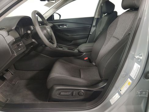 Certified 2025 Honda Accord SE image 5