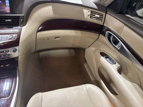 Used 2018 INFINITI Q70 L 3.7 image 19