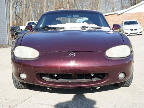 Used 2000 MAZDA MX-5 Miata SE image 2