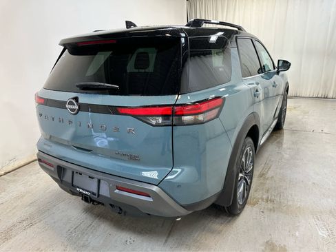 New 2026 Nissan Pathfinder Platinum AWD/4WD image 12
