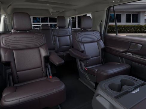 New 2025 Ford Expedition Max Platinum w/ Platinum Ultimate Package image 11