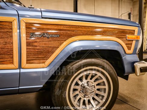Used 1987 Jeep Grand Wagoneer AWD/4WD image 52