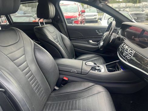 Used 2019 Mercedes-Benz S 560 Sedan image 8