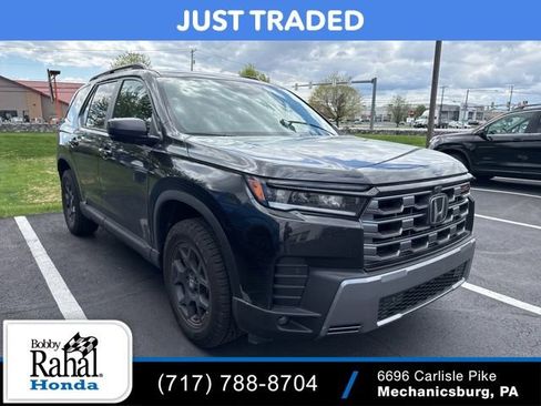 Certified 2026 Honda Pilot TrailSport image 1