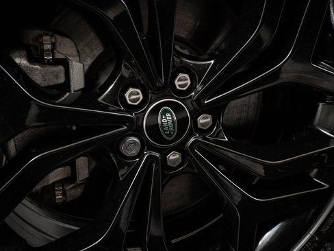 Used 2023 Land Rover Range Rover Evoque R-Dynamic S image 8