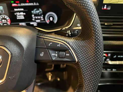 Used 2021 Audi SQ5 Premium Plus w/ Premium Plus Package image 40