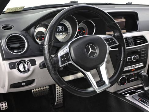 Used 2012 Mercedes-Benz C 300 4MATIC Sedan image 11