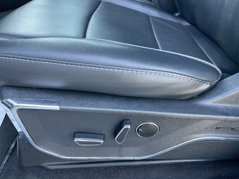 Used 2023 Ford F150 Lariat w/ Equipment Group 502A High image 11