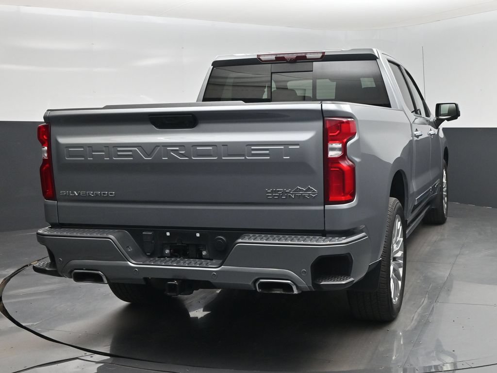 Used 2025 Chevrolet Silverado 1500 High Country w/ Technology Package AWD/4WD image 27