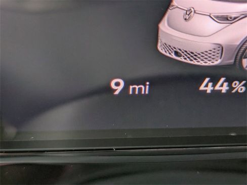 New 2025 Volkswagen ID. Buzz Pro S Plus image 34