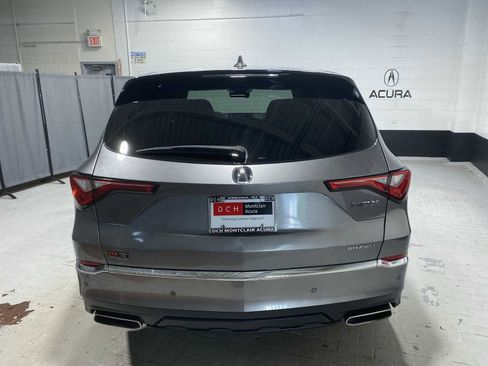 Used 2024 Acura MDX SH-AWD w/ Technology Package image 5